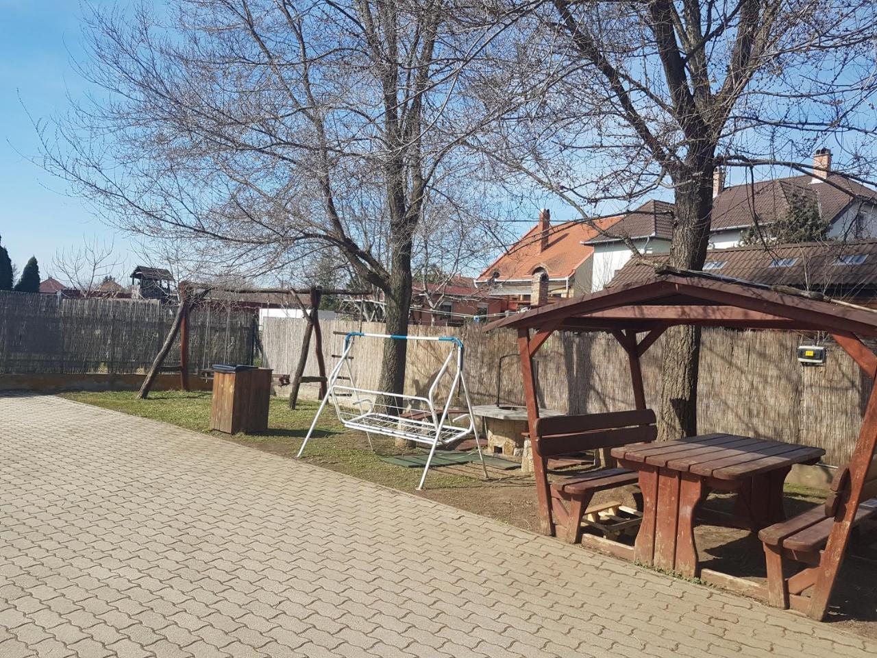 Fischer Apartman 2 Hajdúszoboszló 外观 照片